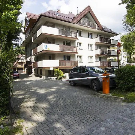 Emma Apartmán