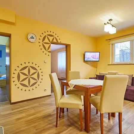 Emma Apartmán *